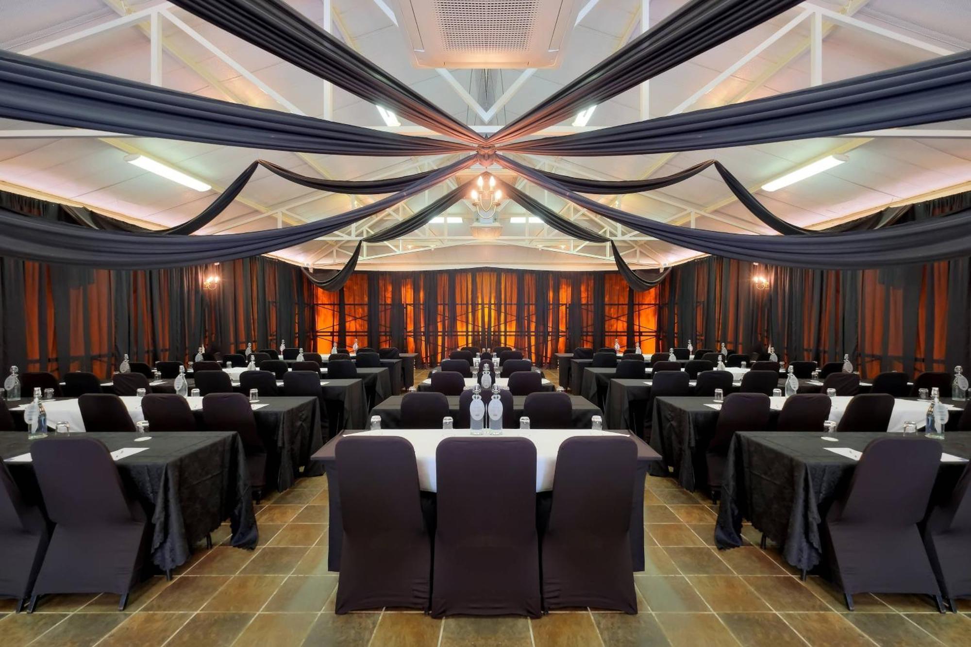 Protea Hotel By Marriott Polokwane Landmark Экстерьер фото