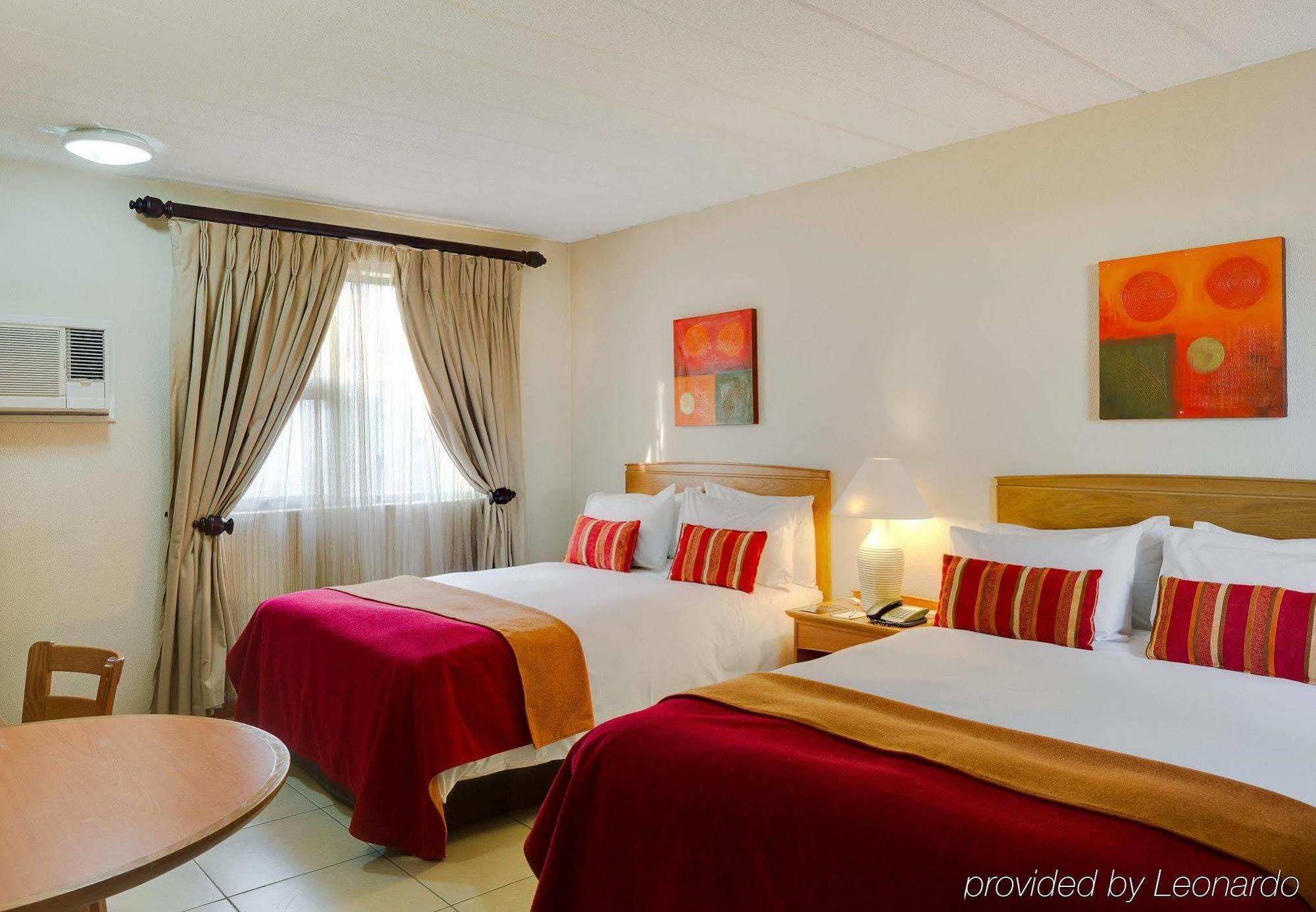 Protea Hotel By Marriott Polokwane Landmark Экстерьер фото